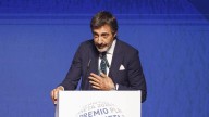 Los premios Planeta más polémicos, de Camilo José Cela a Carmen Mola y Juan del Val