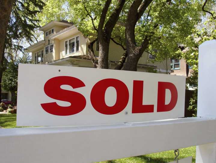 Little Compton eyes tax break for local homeowners