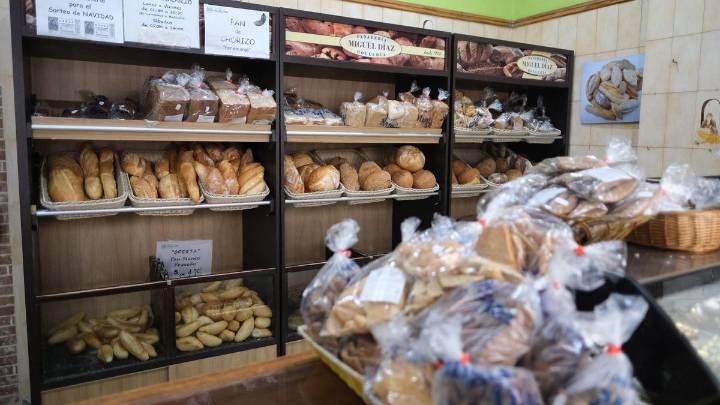 ¿Por qué es tan importante la panadería de Las Palmas de Gran Canaria con una orden de cierre? Una historia de harina, lotería y cartillas de racionamiento