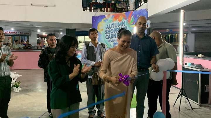 Carnival to encourage shop owners to open daily