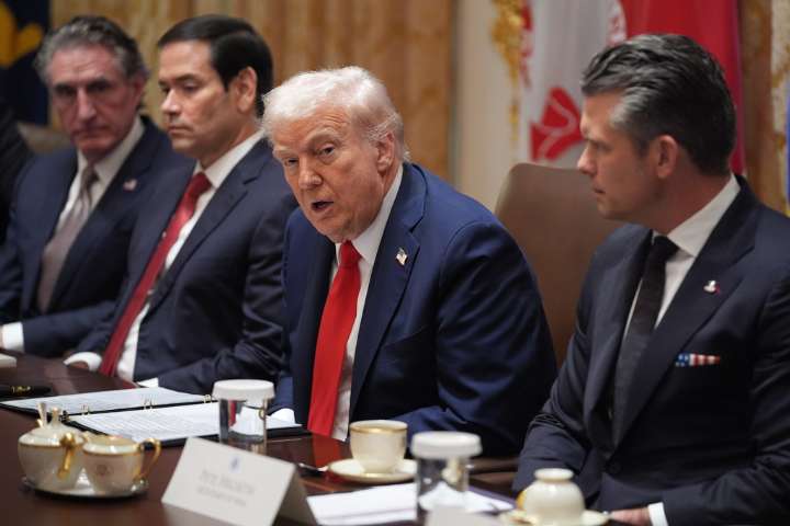 Trump Attacks Dems As He Promises To ‘PAY OUR TROOPS’ This Week