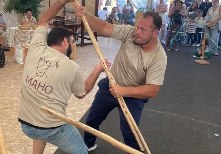 Tras el récord Guinness, carrera de relevos con palo canario a lo largo de Fuerteventura