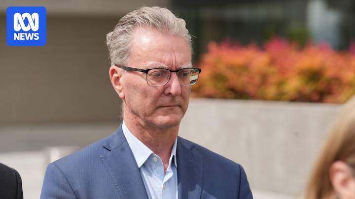 Former ACT attorney-general Gordon Ramsay suspended as CEO of Cultural Facilities Corporation
