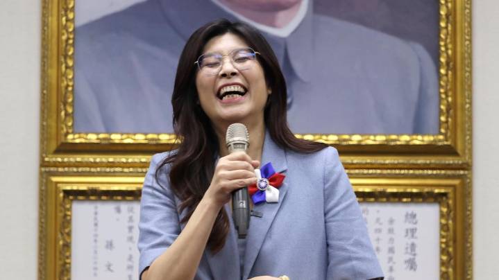 Taiwan's main opposition party elects new leader in a race clouded by claims of China meddling