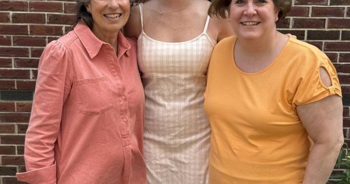 Stonington grads receive environmental scholarships