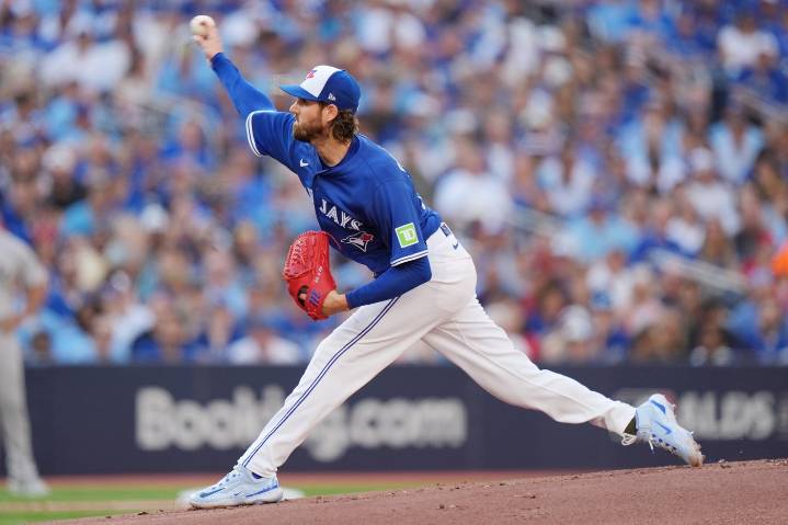 Toronto Blue Jays will likely wear white-panel caps in Game 3 of ALDS