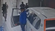 VIDEO | Así cayeron los 13 ladrones que intentaban desvalijar una bodega en medio de la noche en Bogotá