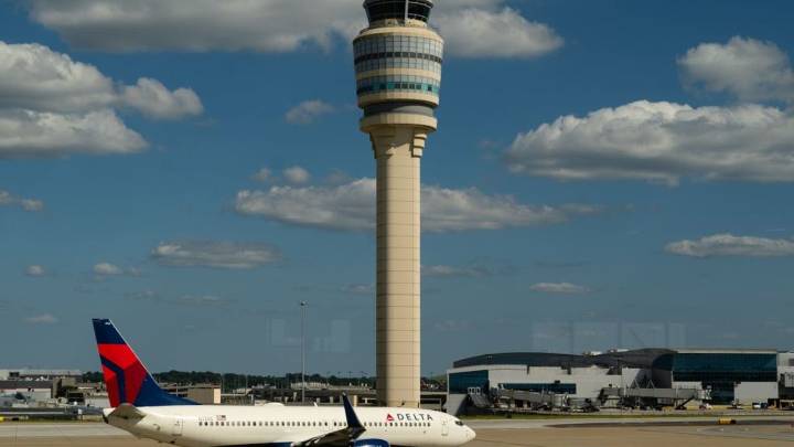 Man with gun arrested at Hartsfield-Jackson Atlanta airport after making threats