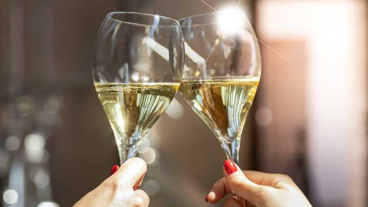 Every Type Of Sparkling Wine Explained
