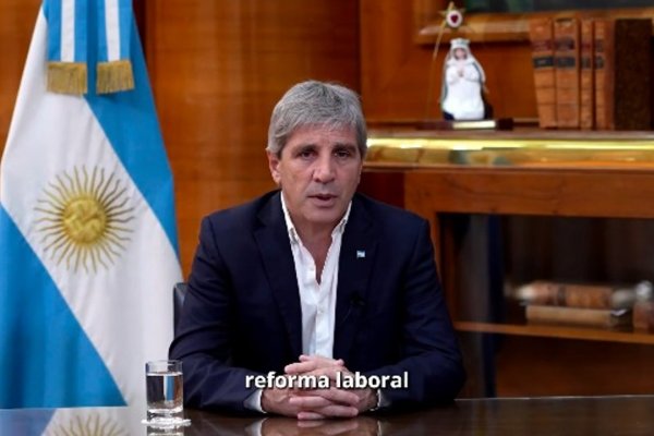 A diez días de las elecciones, Caputo adelantó una profunda reforma laboral y tributaria ante los empresarios de IDEA