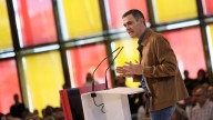 Sánchez tilda de "indecente" que Mazón siga al frente de la Generalitat: "¿Alguien sabe dónde está Feijóo?"