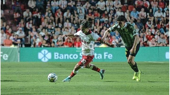 Pittón, sincero en Unión: "Nos acostumbramos a sumar de a tres y por eso esto nos duele"