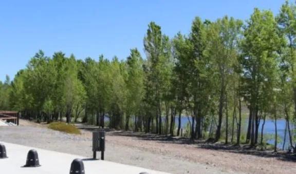 Nuevos baños y parrillas en la costanera de Las Lajas