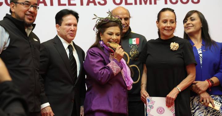 Clara Brugada reconoce a atletas olímpicos como embajadores de paz: Anuncia iniciativas en materia de deporte