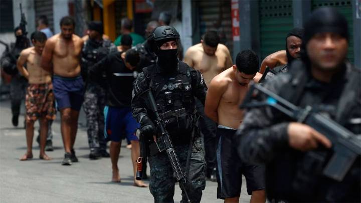 Río de Janeiro registra una de las jornadas más violentas de su historia