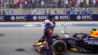 Piastri enloquece la carrera esprint en favor de Verstappen, con Sainz tercero