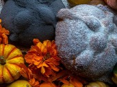 Receta de pan de muerto negro con cenizas de totomoxtle