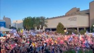 Video: así fue la reacción de la multitud en la Plaza de los Rehenes tras la liberación de los primeros cautivos