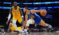 Warriors derrota a Lakers al iniciar temporada