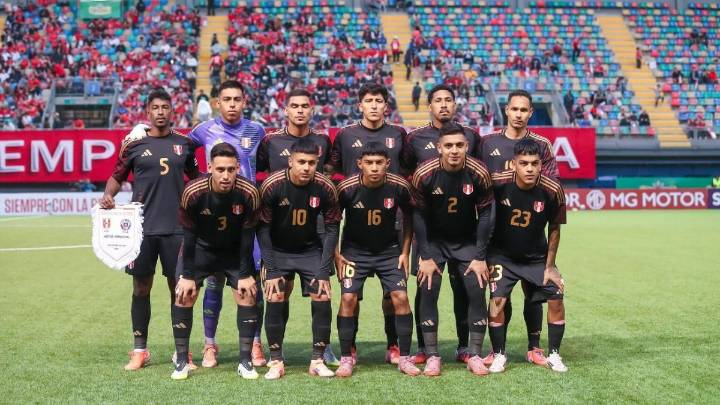 PERÚ EN CAÍDA LIBRE: LA BLANQUIRROJA DESCIENDE AL PUESTO 49 DEL RANKING FIFA