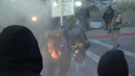 Protestas violentas en Coast Guard Island en Alameda – Telemundo Area de la Bahía 48