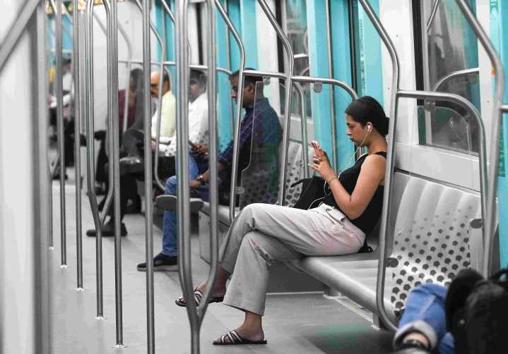 Over 1.55 lakh commuters travel on Day 1 of full operation of Mumbai Metro Line