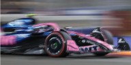 Se corre el Gran Premio de Singapur de la Fórmula 1: Russell lidera y Colapinto marcha 12°
