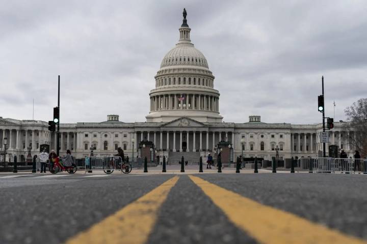 Estados Unidos: Senado rechaza dos nuevos intentos para reabrir el Gobierno federal