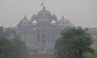 Air quality in Delhi-NCR hovers between poor and severe categories