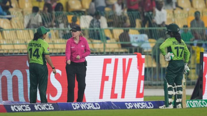 Controversy In India-Pakistan World Cup Clash: Was Muneeba Ali Wrongly Given Out?