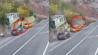 El momento exacto donde un taxista turco se libra por los pelos de ser aplastado por una roca