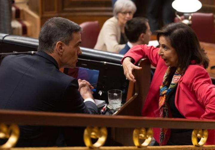 Detenidos dos 'hackers' menores de edad por la filtración de datos personales de Sánchez el pasado septiembre