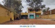 Incendio frente a la Casa de Gobierno: el restorán afectado perdió el depósito y la cocina, y quedó inhabilitado para trabajar