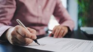 Aviso urgente por lo que está pasando con los testamentos: vas a tener serios problemas con el banco si en tu cuenta no pones esto