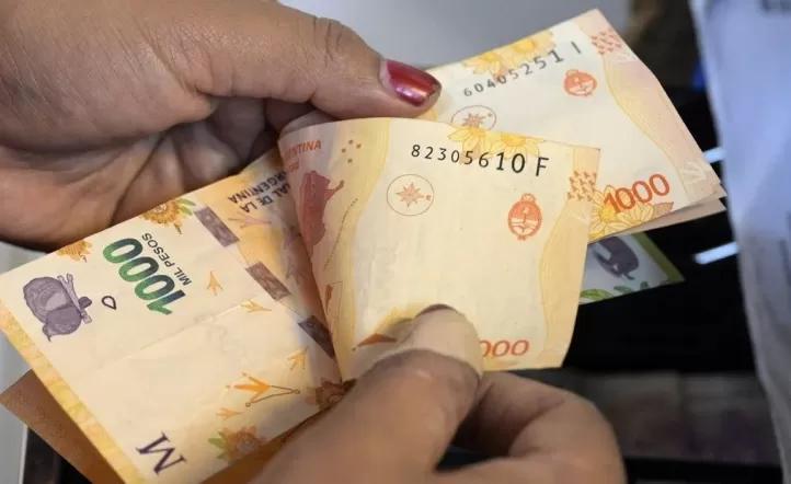 El INDEC informó que los salarios crecieron 3,2% en agosto, más que la inflación