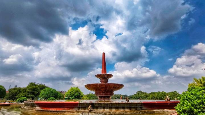 Delhi records 'satisfactory' air quality at 94 AQI