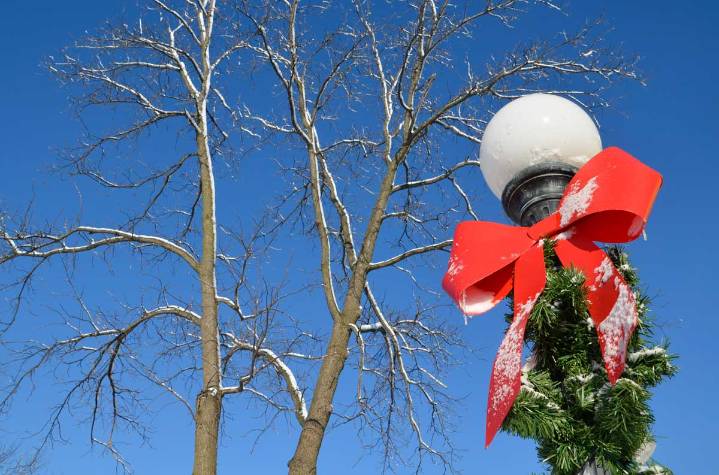 Visit Naperville – Get Ready for the Holidays in Style