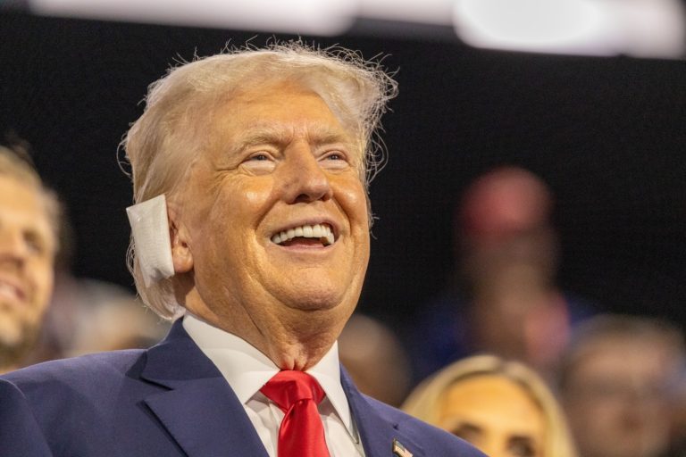 U.S. consumers paying most of the costs of Trump's tariffs