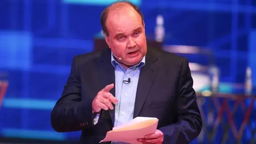 Rafael López Aliaga critica a Dina Boluarte por la escasez de obras durante su gestión
