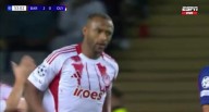 ¡Palo y adentro! Gol de Ayoub El Kaabi para el descuento de Olympiacos ante Barcelona por Champions League