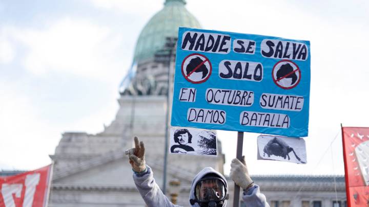 Empobrecidos y desencantados