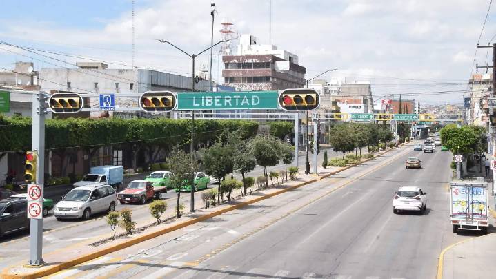 Aumentarán los clientes en estos comercios de López Mateos con Metro Elevado León 450
