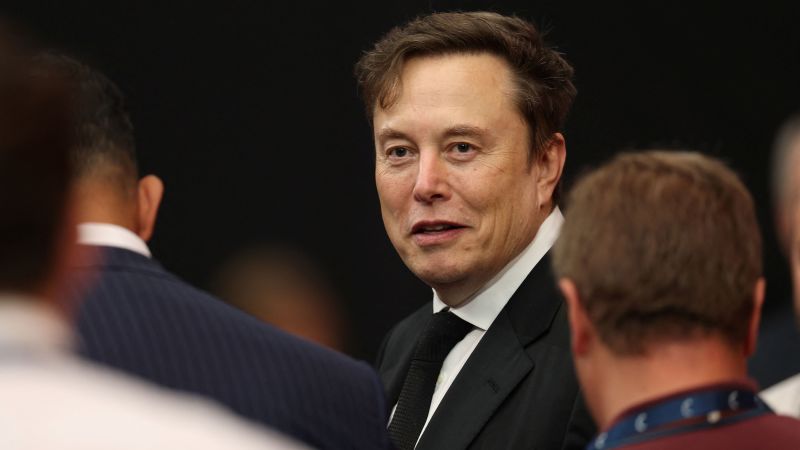 Elon Musk calls acting NASA chief ‘Sean Dummy’ as SpaceX moon contract hangs in the balance