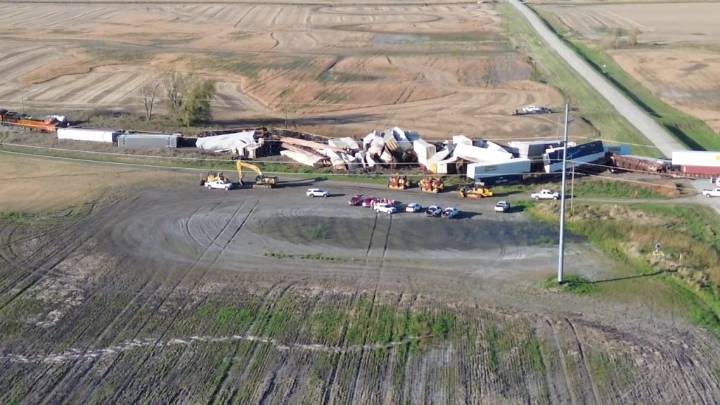 Train derails, driver killed after combine-train collision in rural North Dakota