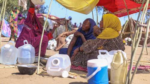 Sudan's paramilitary forces killed hundreds at a hospital in Darfur, residents and aid workers say