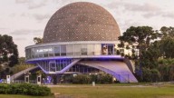 Astrónomos repudian y rechazan la presentación del horóscopo chino de Ludovica Squirru en el Planetario