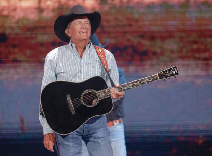 George Strait to perform in Clemson