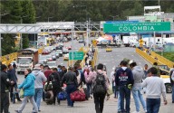 Alertan que más de 400.000 venezolanos están en un limbo migratorio en Colombia