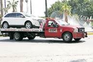 Empresarios denuncian por grúas “pirata”