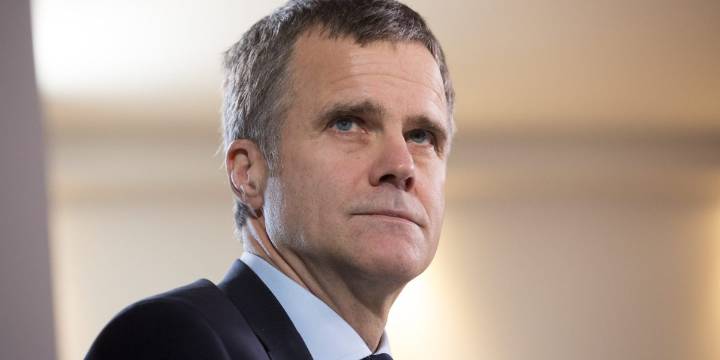 Novo chairman to step down in board rift over pace of change